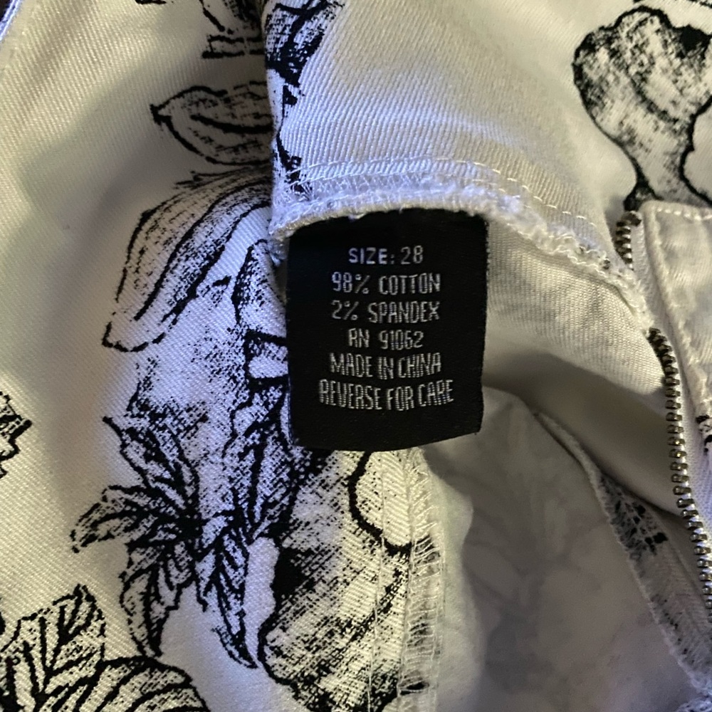 Standards & Practices Jean Skirt - Picture 4 of 4